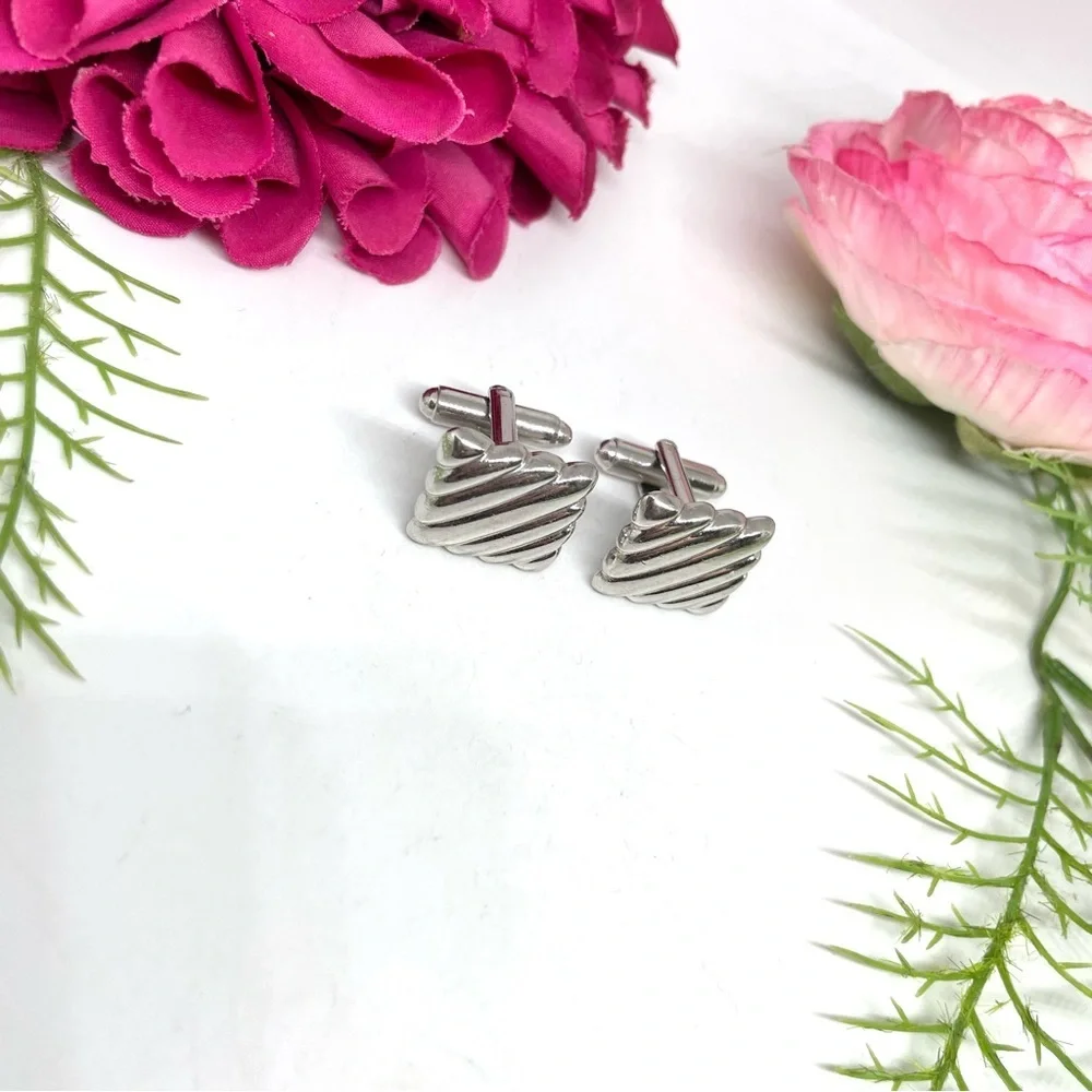 VINTAGE⚜️Quilted Retro Silver Square Cuff Links Set